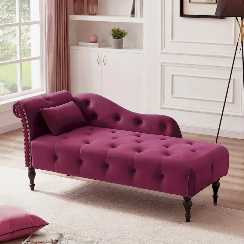 Chaise longue capitonnée en velours avec clous décoratifs