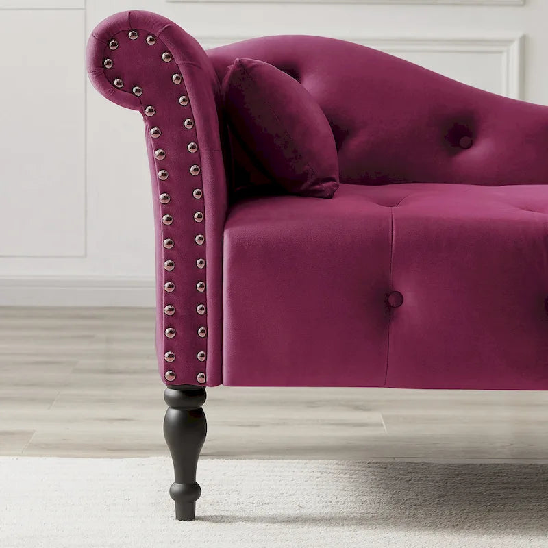 Chaise longue capitonnée en velours avec clous décoratifs
