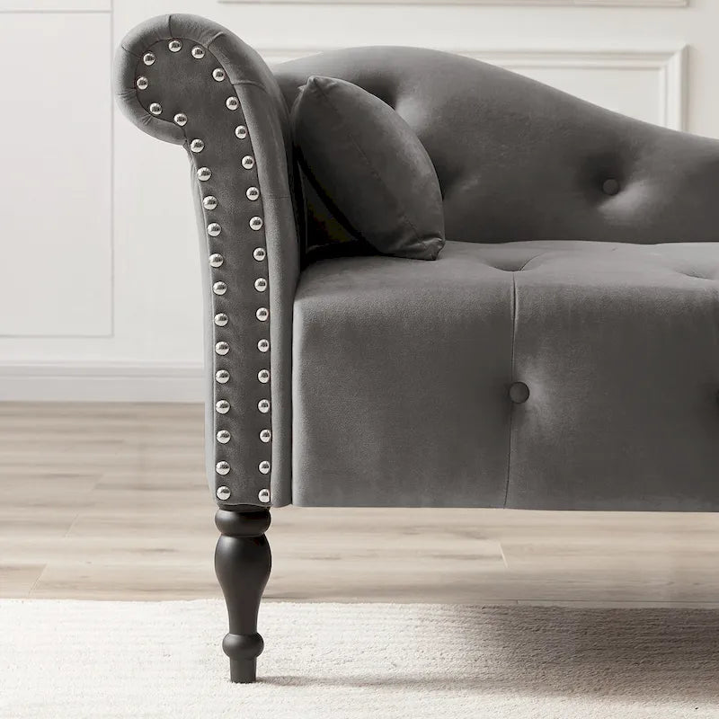 Chaise longue capitonnée en velours avec clous décoratifs
