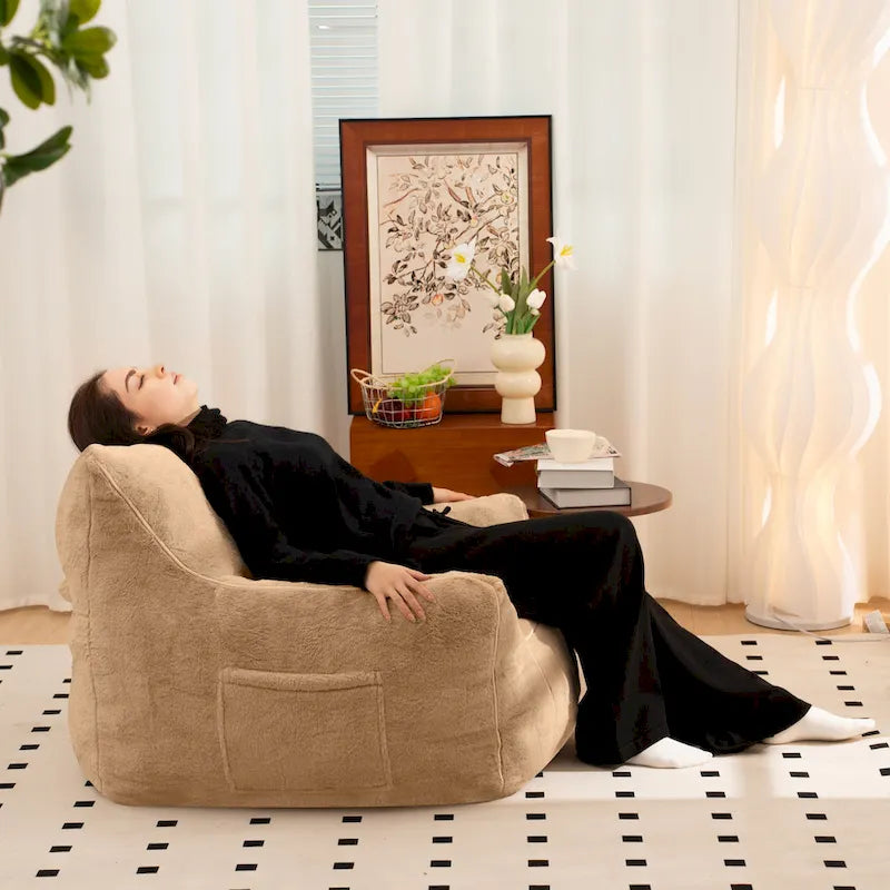 Pouf poire en fausse fourrure avec support dorsal, remplissage en mousse déchiquetée haute densité